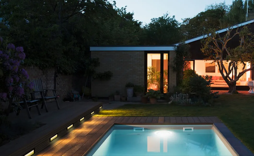 outdoor low voltage stair lighting